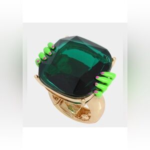 SET !! 🌀BETSEY JOHNSON RICH WITCH ZOMBIE HAND RING AND MATCHING EARRINGS - NET